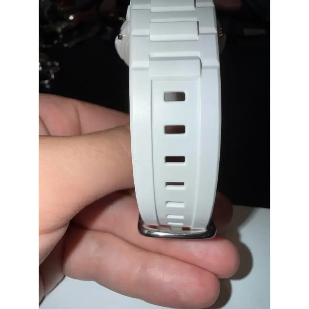 Baby-G BGA110-7B Chaton style design of the Slim Marine series by Casio